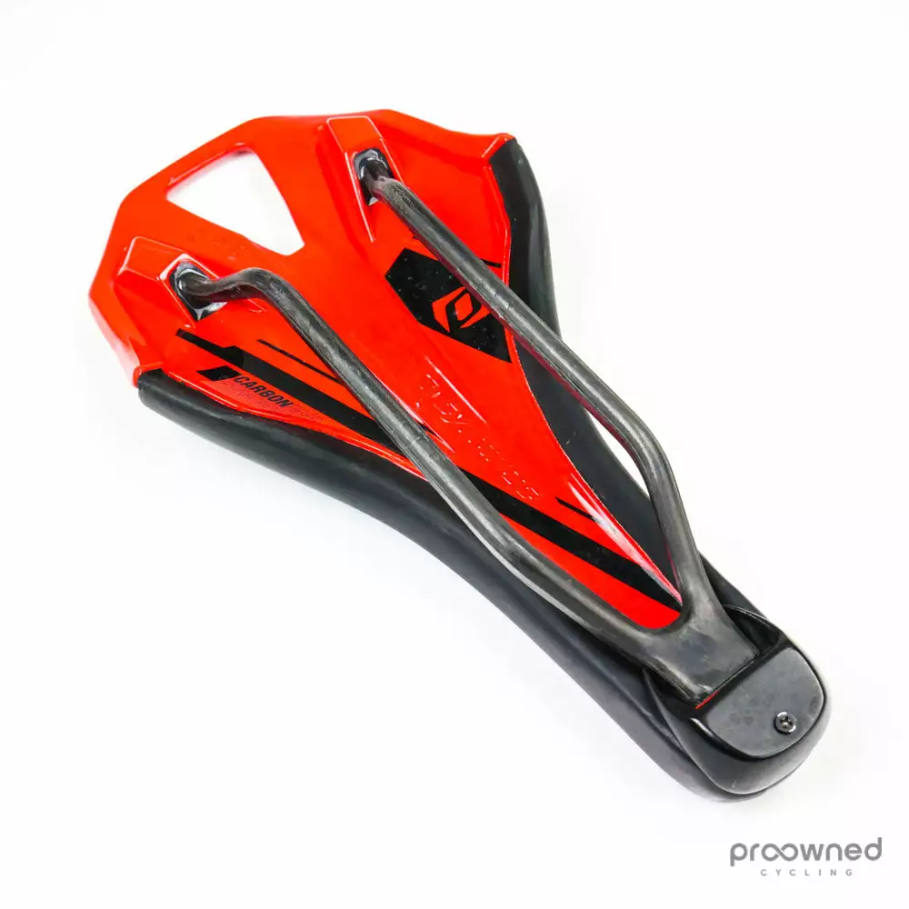Syncros RR 1.0 Tri Carbon Saddle - Black/Red 4 Syncros RR 1.0 Tri Carbon Saddle - Black/Red - Billede 2