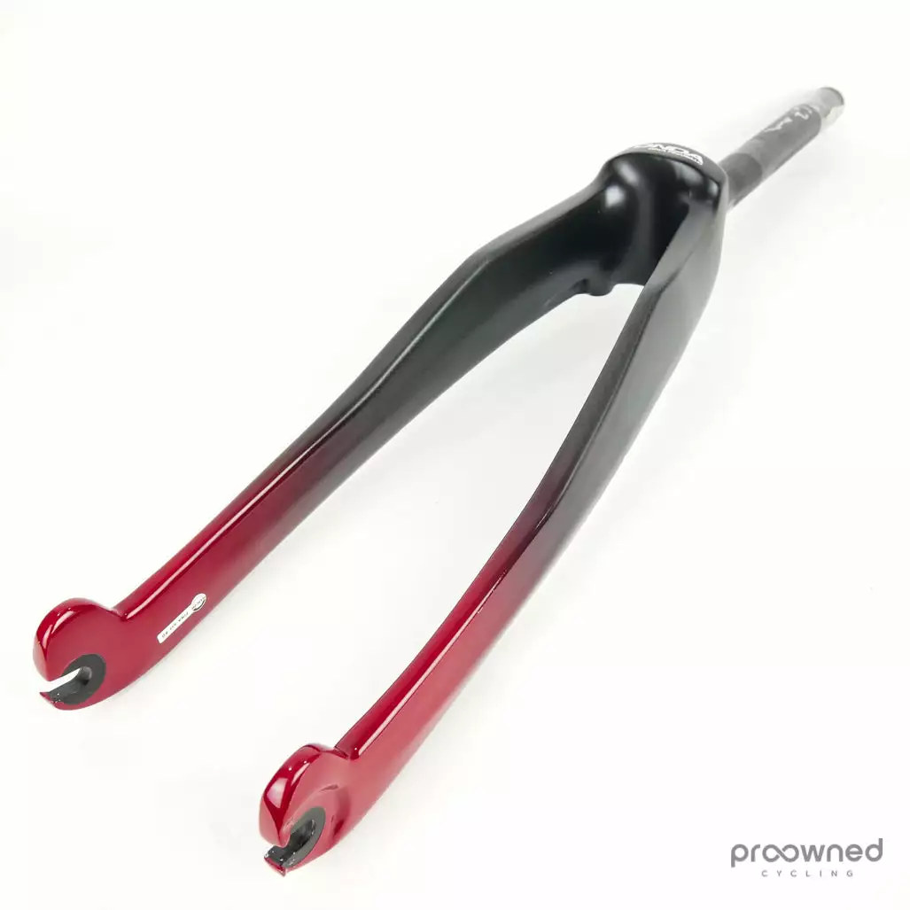 Pinarello F12 Fork - Black/Red 4 Pinarello F12 Fork - Black/Red - Billede 2